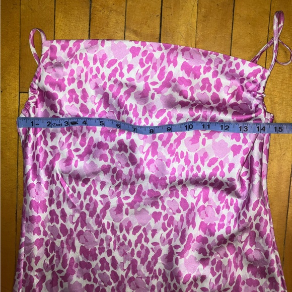 Pink leopard print slip dress - Picture 8 of 9